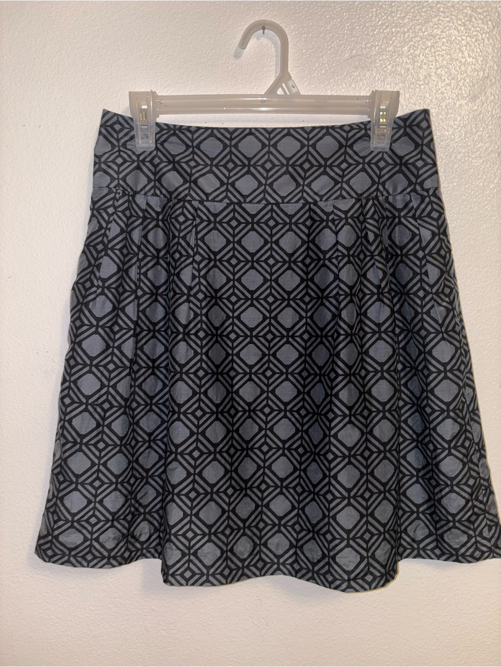 Banana Republic Geometric Print Skirt Silk Blend Size 4